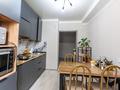 3-бөлмелі пәтер · 70 м² · 8/12 қабат, Мкр. Аксай-1 4А, бағасы: 47 млн ₸ в Алматы, Ауэзовский р-н — фото 2