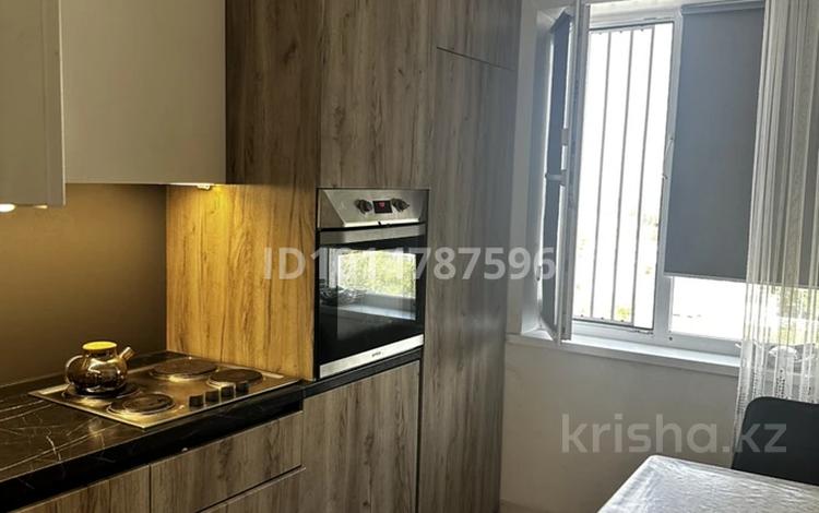 3-комнатная квартира · 64 м² · 8/9 этаж, Ауэзова 21/1 за 28 млн ₸ в Экибастузе — фото 2