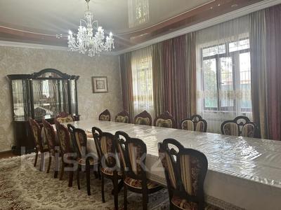 Дом · 6 комнат · 240 м², Тополиная — Мунайши за 65 000 ₸ в Актобе, жилой массив Кирпичный