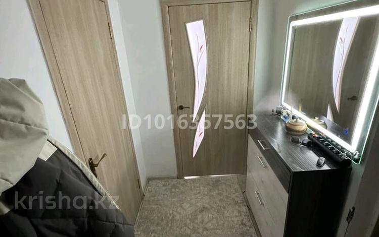 1-комнатная квартира · 50 м² · 5/5 этаж, мкр 13-й 9 за 200 000 ₸ в Алматы, Алатауский р-н — фото 2