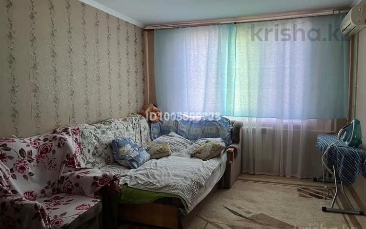 2-бөлмелі пәтер · 49 м² · 8/9 қабат, 5 мкр 11 — Школа номер 4, бағасы: 23 млн ₸ в Аксае — фото 2