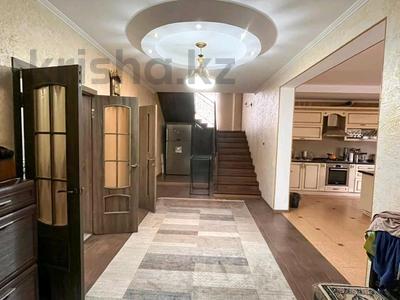 Отдельный дом · 6 комнат · 253 м² · 10 сот., Гульдаурен 14 — Областной больница за 95 млн ₸ в Талдыкоргане