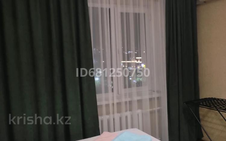 1-комнатная квартира · 40 м² · 8/9 этаж, мкр Аксай-4 57 — Момышулы Улыкбека за 10 000 ₸ в Алматы, Ауэзовский р-н — фото 18