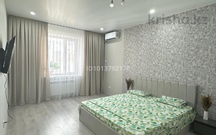 1-бөлмелі пәтер · 60 м² · 5/5 қабат, мкр. Алтын орда 360а — Мангилик ел, бағасы: 8 000 ₸ в Актобе — фото 2