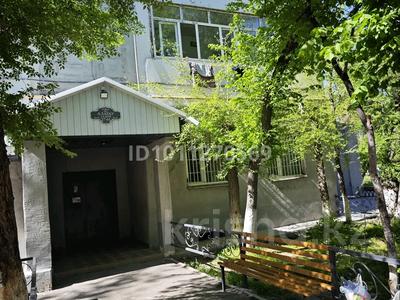 2-комнатная квартира · 60 м² · 2/5 этаж, мкр Алатау 11 — Дом расположен позади Firkan Alatau, кирпичный дом. за 20 млн ₸ в Таразе
