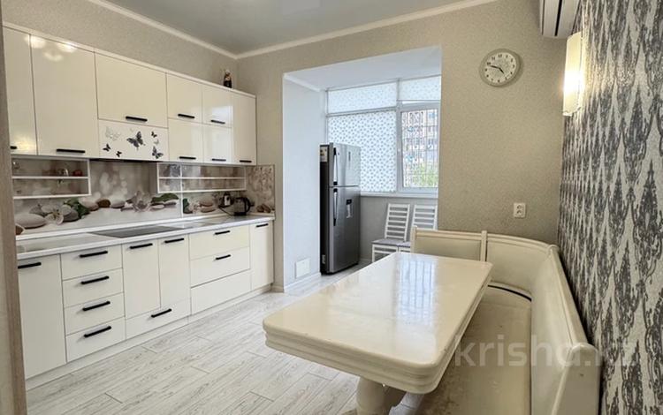 3-бөлмелі пәтер · 75 м² · 3/9 қабат, Камзина 41/3, бағасы: 30 000 ₸ в Павлодаре — фото 2