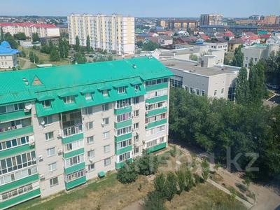 2-бөлмелі пәтер · 63 м² · 10/10 қабат, Жаңа орда ш/а. 7, бағасы: 18 млн ₸ в Уральске, мкр Жана Орда