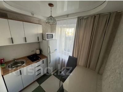 1-комнатная квартира · 32 м² · 2/5 этаж, Абая за ~ 16 млн 〒 в Петропавловске