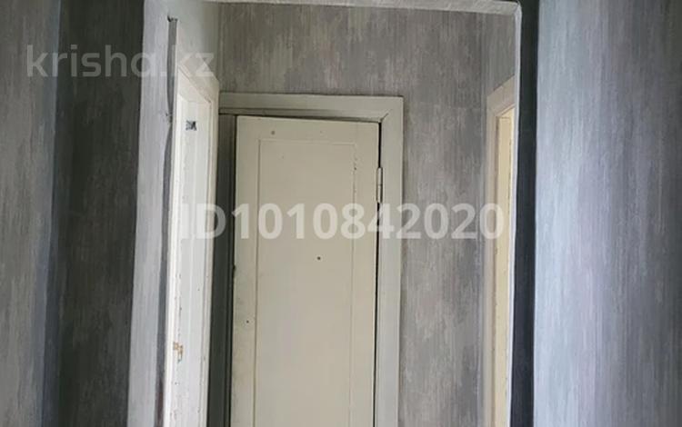 4-бөлмелі пәтер · 76.7 м² · 2/5 қабат, Шульбинск 2мкр-он 14, бағасы: 6.5 млн ₸ в Семее — фото 2
