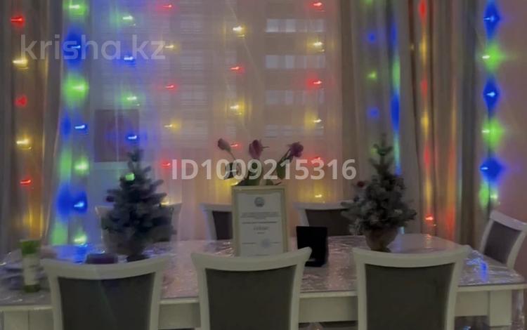 3-комнатная квартира · 100 м² · 7/10 этаж, 28А мкр Сункар за 39 млн ₸ в Актау — фото 2