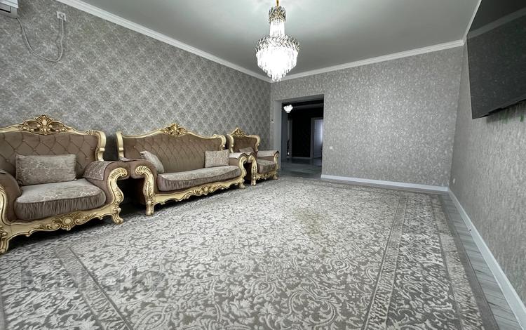 3-комнатная квартира · 115 м² · 6/9 этаж, мкр. Алтын орда, Мкр. Батыс-2 19 за 300 000 〒 в Актобе — фото 18