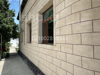 Үйдің бір бөлігі · 6 бөлме · 170 м² · 10 жүзд., Абылайхан 98 — Вокзал, бағасы: 28 млн ₸ в Туркестане