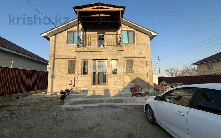 Отдельный дом · 10 комнат · 300 м² · 6 сот., Оракты батыр 58 — Больница айналасында за 65 млн 〒 в Талгаре — фото 2