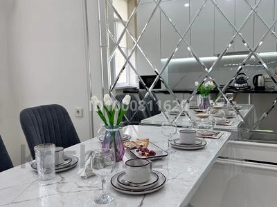 Пәтерлер в Атырауской обл.: 1-бөлмелі пәтер · 40 м² · 4/5 қабат · ай сайын, мкр Самал, Ә.Кекілбайұлы 60а, бағасы: 250 000 〒 1-бөлмелі пәтер · 40 м² · 4/5 қабат · ай сайын, мкр Самал, Ә.Кекілбайұлы 60а, бағасы: 250 000 〒 в Атырау