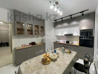 4-комнатная квартира · 120 м² · 9/16 этаж, мкр. Алмагуль 22 за 40 млн 〒 в Атырау