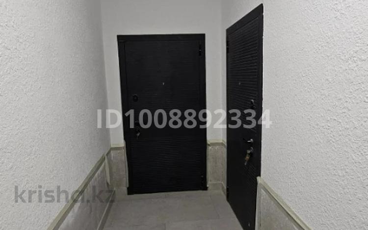 2-комнатная квартира · 57 м² · 5/5 этаж, мкр Городской Аэропорт, Штурманская 21б за 22.8 млн ₸ в Караганде, Казыбек би р-н — фото 2