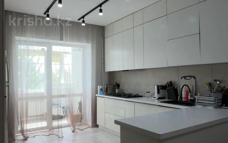 4-комнатная квартира · 167 м² · 1/4 этаж, Абдолова за 65 млн ₸ в Уральске — фото 2