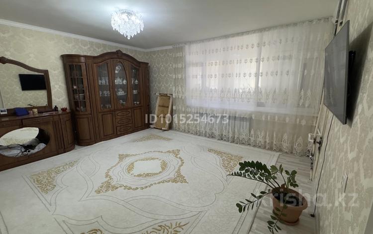 3-комнатная квартира · 73 м² · 1/4 этаж, Оркен 74 — 5-74-55 за 21 млн ₸ в Жанаозен — фото 2