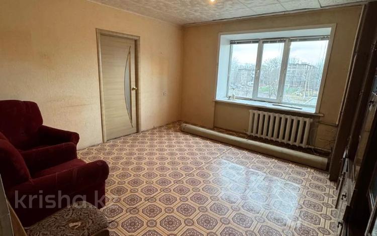 3-комнатная квартира · 54.6 м² · 2/9 этаж, 6 мкр. за 9.5 млн ₸ в Темиртау — фото 2