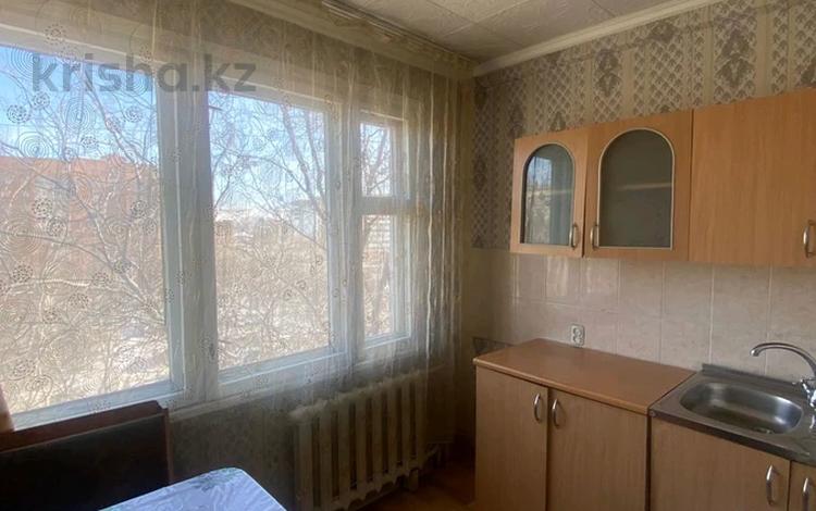 2-бөлмелі пәтер · 50 м² · 6/6 қабат, проспект Сатпаева 15, бағасы: 20 млн ₸ в Усть-Каменогорске — фото 8