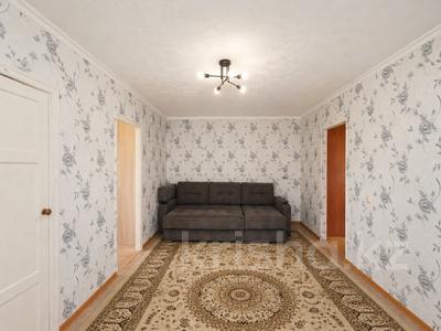 3-комнатная квартира · 61 м² · 5/5 этаж, Пришахтинск, 21й микрорайон 21 за 12.5 млн ₸ в Караганде, Алихана Бокейханова р-н
