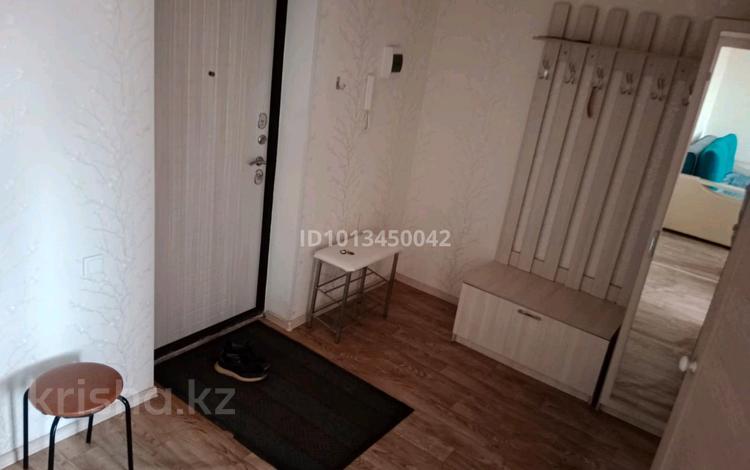 2-комнатная квартира · 65.5 м² · 8/9 этаж, мкр. Алтын орда — Если батыс2 зади Анвара, со стороны по пр.Санкибай до зади Дару. за 180 000 ₸ в Актобе — фото 2