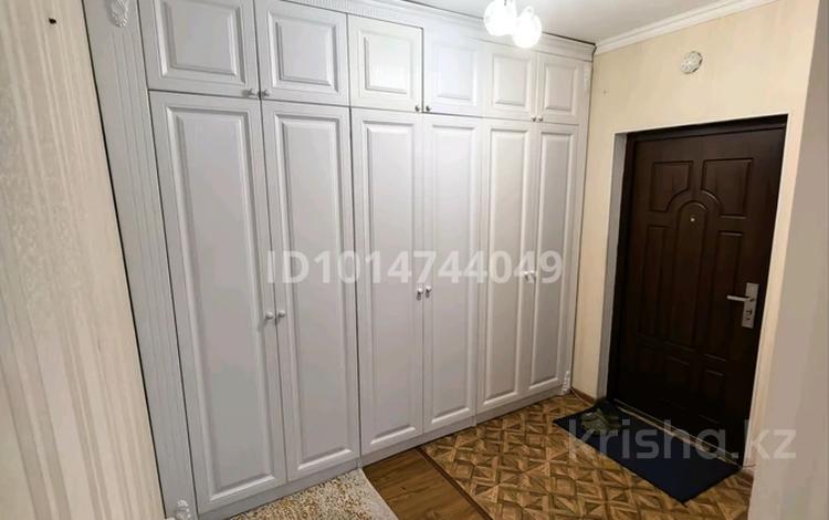 1-комнатная квартира · 50 м² · 11/16 этаж, Акмешит за 250 000 ₸ в Астане, Есильский р-н — фото 2