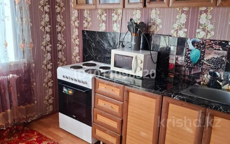 1-бөлмелі пәтер · 32 м² · 3/6 қабат, Октябрьская 10, бағасы: 4.9 млн ₸ в Аксу — фото 4