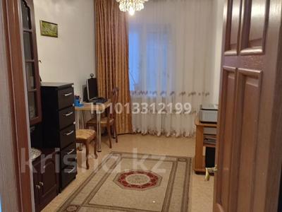 3-комнатная квартира · 60 м² · 2/5 этаж, Азаттык 49 за 18 млн ₸ в Атырау, мкр Жилгородок