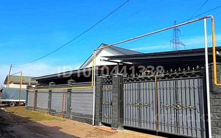 Отдельный дом · 4 комнаты · 120 м² · 6 сот., Мкр. Маржан 6882 — Ташкентский тракт/Алматы-Бишкек трасса, база отдыха "Royal Palm" за 42 млн 〒 в Каскелене — фото 7