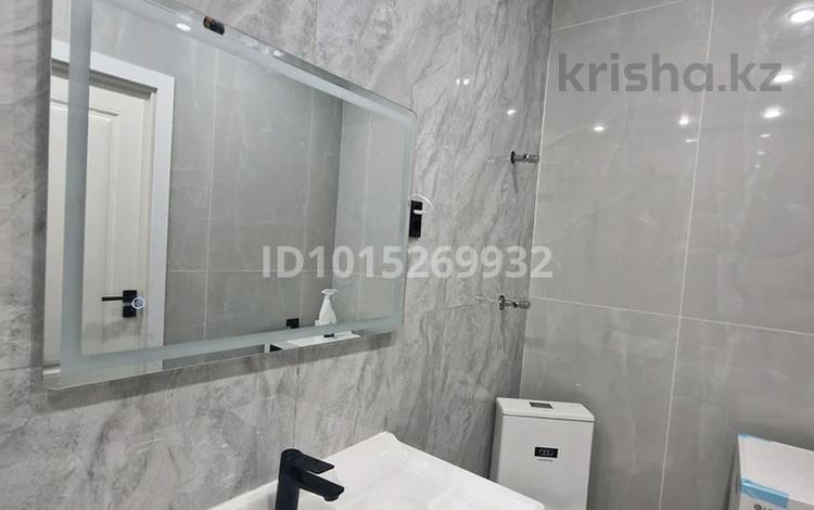 2-бөлмелі пәтер · 52 м² · 7/9 қабат, Райымбек батыра 161Б, бағасы: 250 000 ₸ в  — фото 2