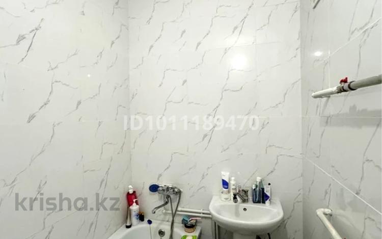 3-комнатная квартира · 110 м², Джека Лондона 8 за 300 000 ₸ в Усть-Каменогорске — фото 2