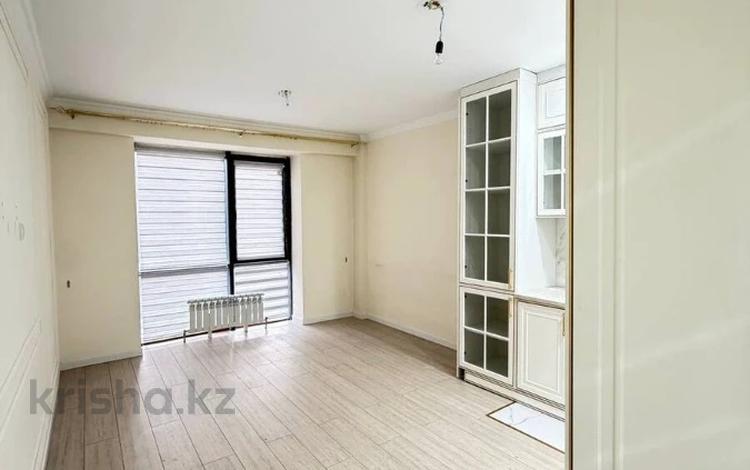2-бөлмелі пәтер · 70 м² · 2/13 қабат, Толе би, бағасы: 58 млн ₸ в Алматы, Алмалинский р-н — фото 11