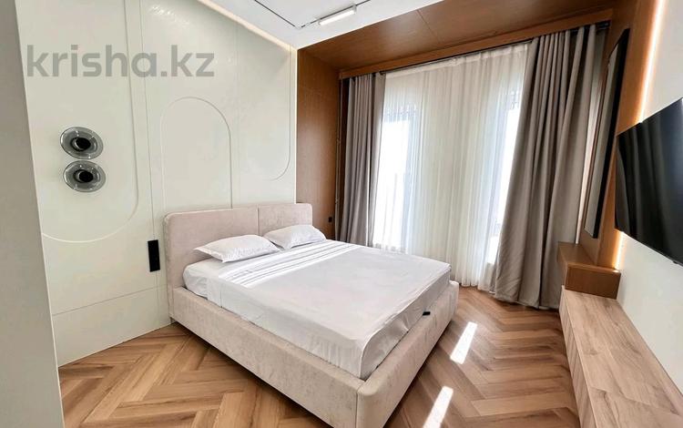 1-бөлмелі пәтер · 55 м² · 2/4 қабат, Мкр. Ак Шагала 10/1, бағасы: 25 000 ₸ в Атырау — фото 2
