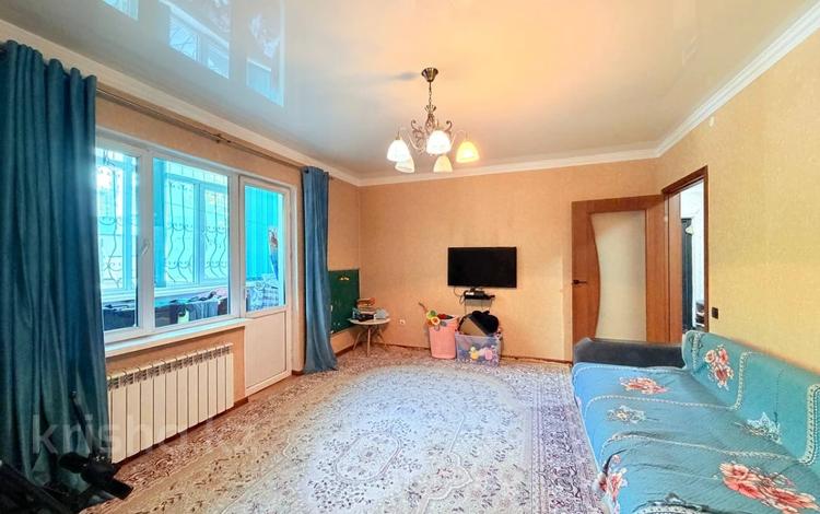 2-бөлмелі пәтер · 70 м² · 1/8 қабат, Райымбека 241, бағасы: 38 млн ₸ в Алматы, Алмалинский р-н — фото 14