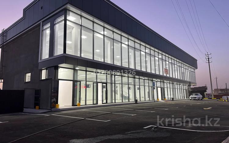 Свободное назначение, офисы, магазины и бутики, общепит, салоны красоты, фитнес и спорт, медцентры и аптеки, образование, развлечения, студии · 1800 м² за 5.4 млн 〒 в Шымкенте, Абайский р-н — фото 72