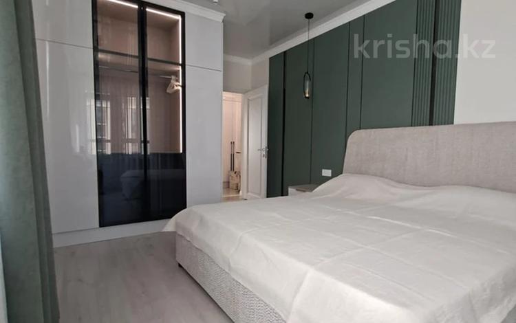 2-комнатная квартира · 70 м² · 10/12 этаж, Байдибек би 113/2 за 300 000 ₸ в Шымкенте — фото 2