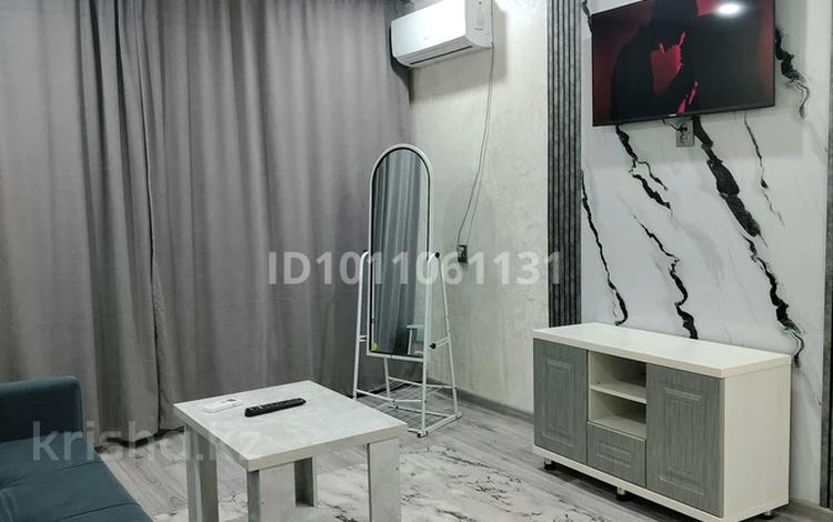 1-комнатная квартира · 40 м² · 3/5 этаж, Каратау 3 за 10 000 ₸ в Таразе — фото 2