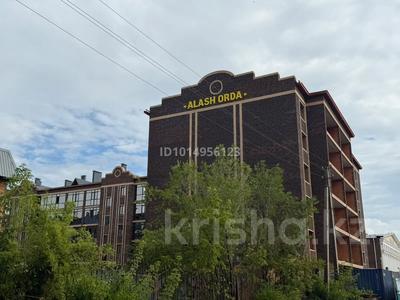 2-бөлмелі пәтер · 67.77 м² · 4/5 қабат, Садвакасова 15 — Байтурсынова- Садвакасова, бағасы: ~ 25.8 млн ₸ в Кокшетау