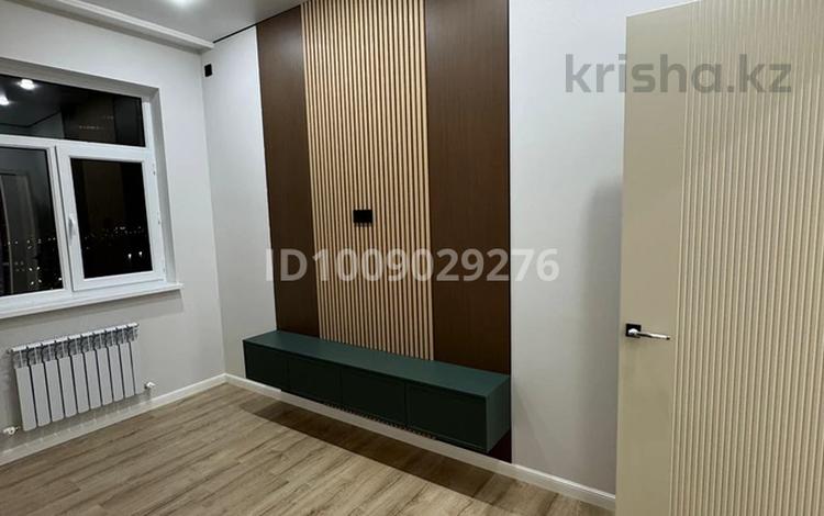 3-комнатная квартира · 76 м² · 13/16 этаж, 19-й мкр, 19 мкрн 5 за 36 млн ₸ в Актау — фото 2