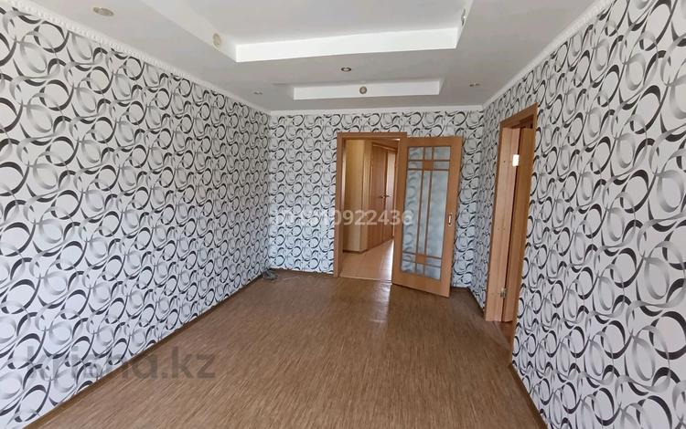 3-комнатная квартира · 60 м² · 2/5 этаж, 3 мкр 17 за 12.5 млн ₸ в Лисаковске — фото 2