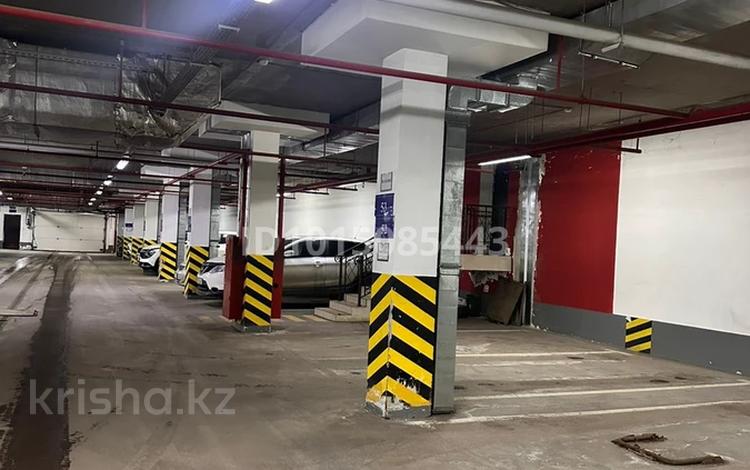 Паркинг · 12 м² · Туркестан 18/1 — ЖК Parkside, бағасы: ~ 3.8 млн ₸ в Астане, Есильский р-н — фото 2