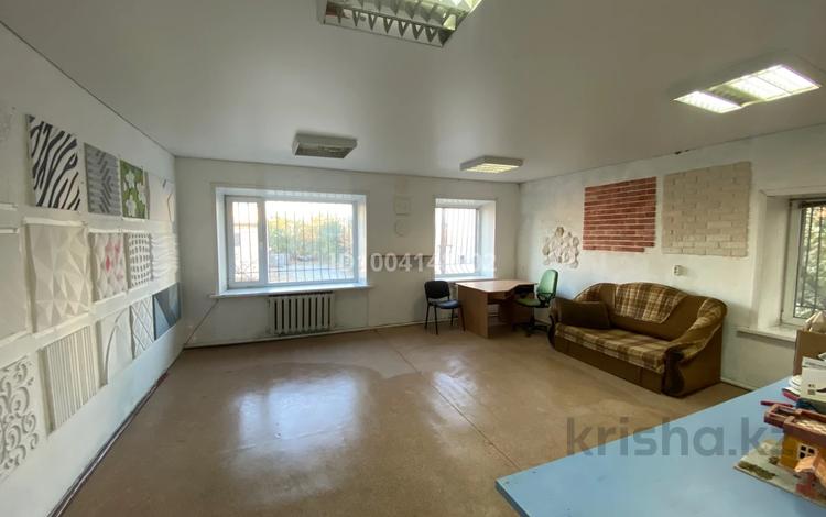 Свободное назначение, офисы, склады · 32 м² за 51 200 ₸ в Костанае — фото 2