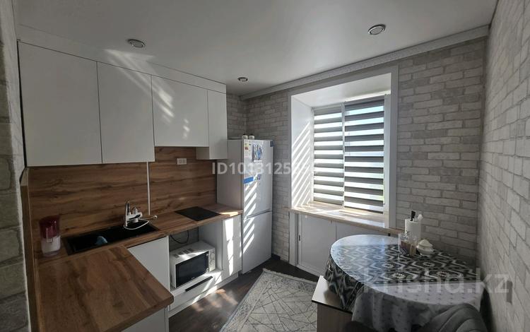 1-бөлмелі пәтер · 34 м² · 5/5 қабат, Ларионова 2 — Жукова, бағасы: 8 млн ₸ в  — фото 2
