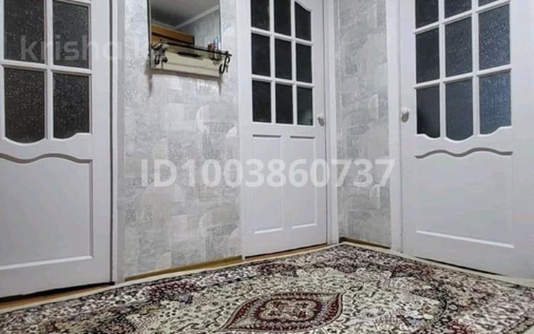3-комнатная квартира · 60.8 м² · 5/5 этаж, Мира 65 за 25 млн ₸ в Жезказгане — фото 2