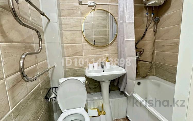 3-бөлмелі пәтер · 63 м² · 2/5 қабат, 1-й мкр. 7, бағасы: 250 000 ₸ в Жанатасе — фото 2