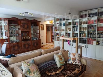 3-бөлмелі пәтер · 86.4 м² · 3/5 қабат, Манаса 49, бағасы: 88.5 млн ₸ в Алматы