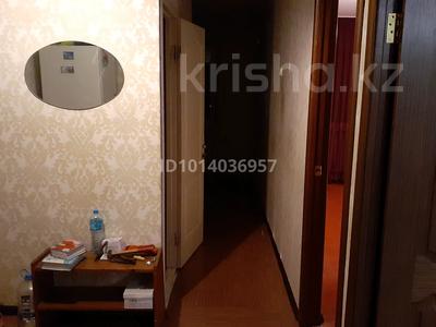 3-бөлмелі пәтер · 62 м² · 5/5 қабат, Ескі Майқұдық ш/а., 17 — 53 школы супермаркет южный, бағасы: 12.7 млн ₸ в Караганде, Алихана Бокейханова р-н