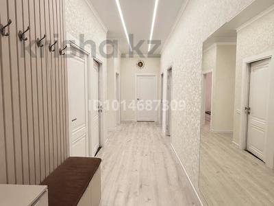 3-бөлмелі пәтер · 108.6 м² · 7/8 қабат, 19-ш/а. 45/3, бағасы: 40 млн ₸ в Актау, 19-й мкр