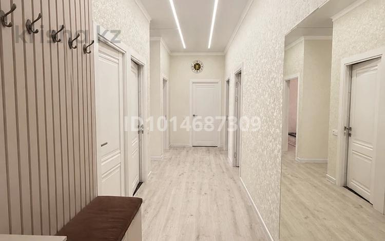 3-бөлмелі пәтер · 108.6 м² · 7/8 қабат, 19-ш/а. 45/3, бағасы: 40 млн ₸ в Актау, 19-й мкр — фото 6
